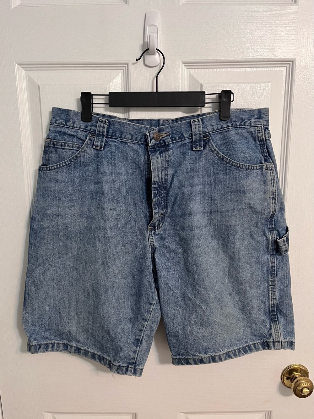 Wrangler Men's Light 5-Star Blue Denim Carpenter Shorts